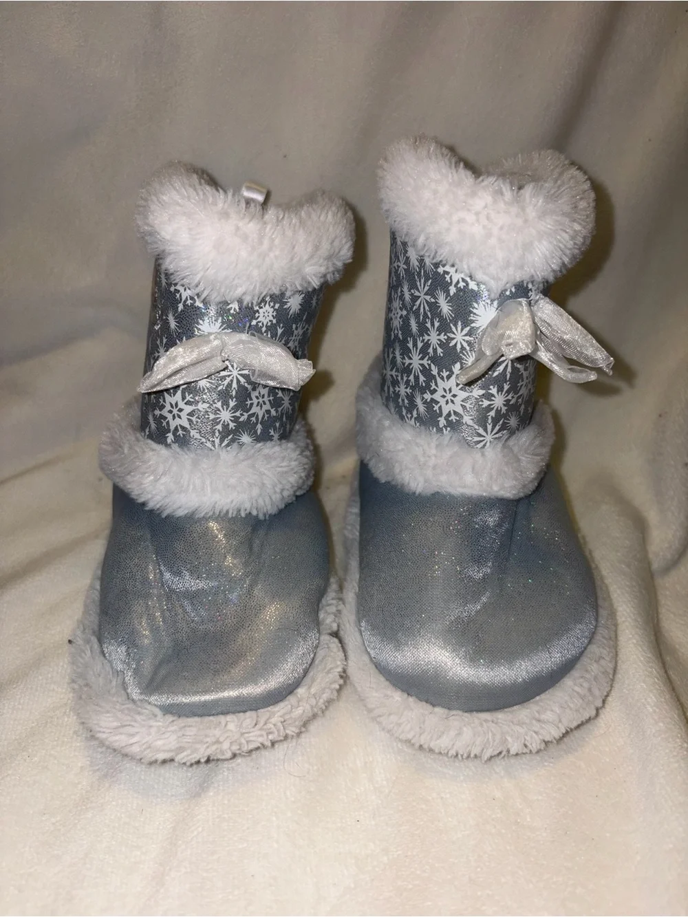 Girls' Silver Snowflake Cozy slippers - Frozen Characters girl size 7/8